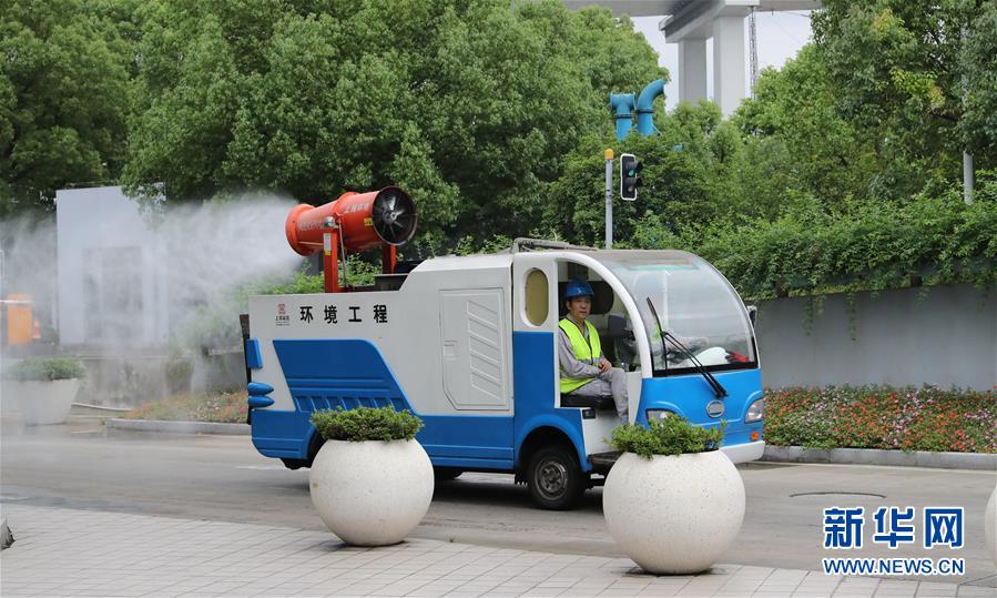 （新華全媒頭條&middot;圖文互動）（6）演繹新時尚 答好治理卷&mdash;&mdash;上海實施垃圾分類效果追蹤