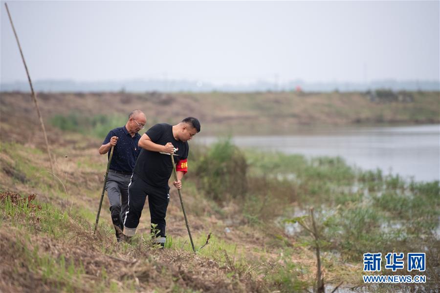 （防汛抗洪&middot;圖文互動(dòng)）（1）在大堤上成長(zhǎng)，為人民守護(hù)&mdash;&mdash;洪水中的青年&ldquo;生力軍&rdquo;