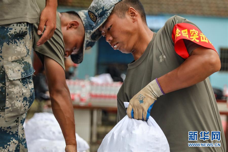 （防汛抗洪&middot;圖文互動）（4）解放軍和武警抗洪搶險部隊(duì)各級黨組織充分發(fā)揮戰(zhàn)斗堡壘作用
