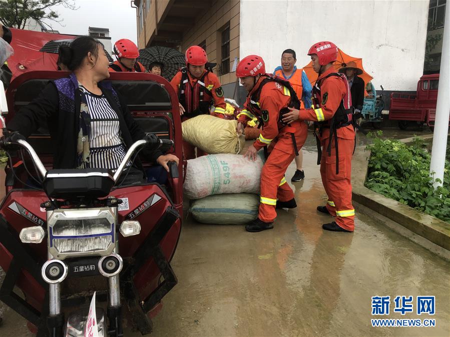 （防汛抗洪&middot;圖文互動）（1）王家壩，你還好嗎？&mdash;&mdash;二探&ldquo;千里淮河第一閘&rdquo;開閘后的水中莊臺
