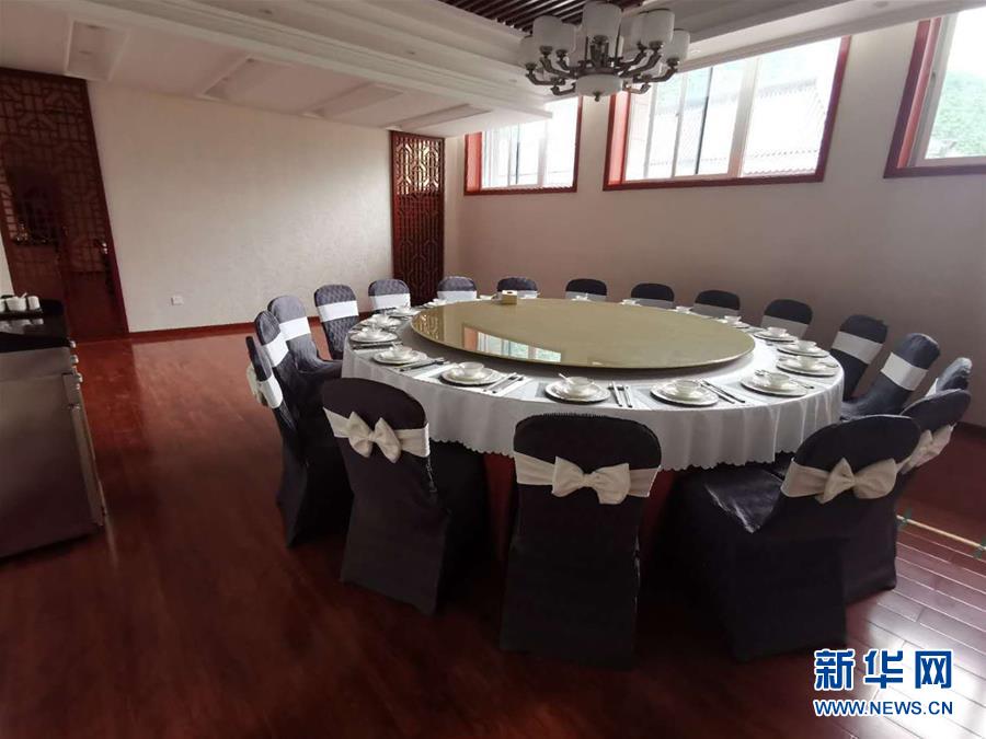 （新華視點&middot;圖文互動）（7）學(xué)校建漂亮點本無錯，為何這所&ldquo;豪華中學(xué)&rdquo;讓人困惑？