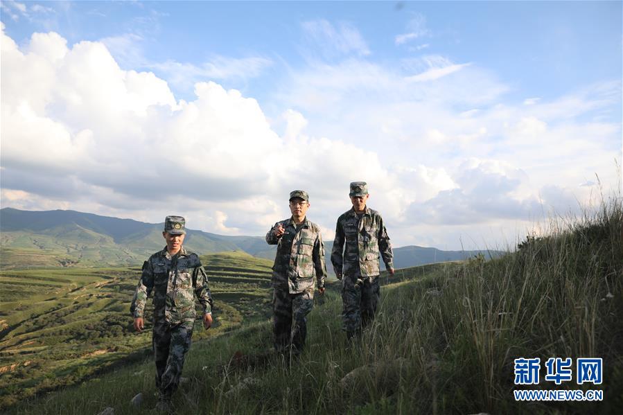 （圖文互動）（4）對黨赤&ldquo;淳&rdquo; 為國志&ldquo;靜&rdquo;&mdash;&mdash;記戰(zhàn)略支援部隊某部高級工程師淳靜