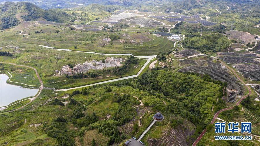 （走向我們的小康生活&middot;圖文互動）（2）從廢棄礦山到生態(tài)&ldquo;福地&rdquo;&mdash;&mdash;江西尋烏戰(zhàn)荒記 