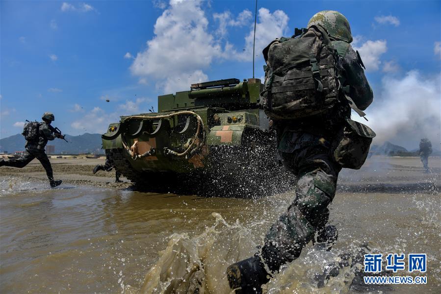（在習(xí)近平強(qiáng)軍思想指引下&middot;我們在戰(zhàn)位報(bào)告&middot;圖文互動）（2）從&ldquo;鐵腳板&rdquo;到&ldquo;鋼履帶&rdquo;&mdash;&mdash;東部戰(zhàn)區(qū)陸軍第73集團(tuán)軍某旅紅四連練兵備戰(zhàn)記事