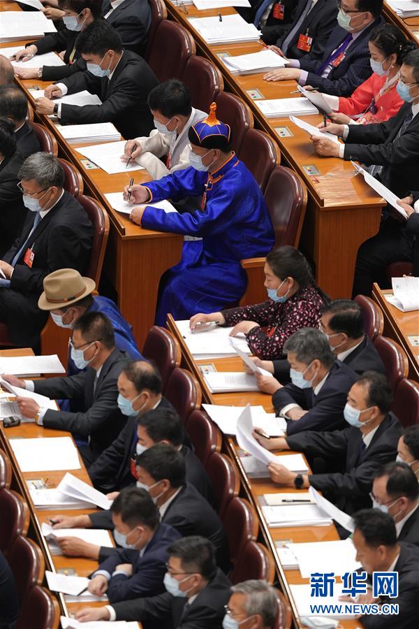 （兩會&middot;人大開幕&middot;XHDW）（9）十三屆全國人大三次會議在京開幕