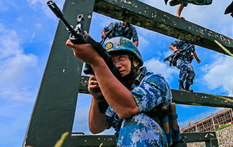 海軍陸戰(zhàn)隊特種障礙訓練，敢來嗎？