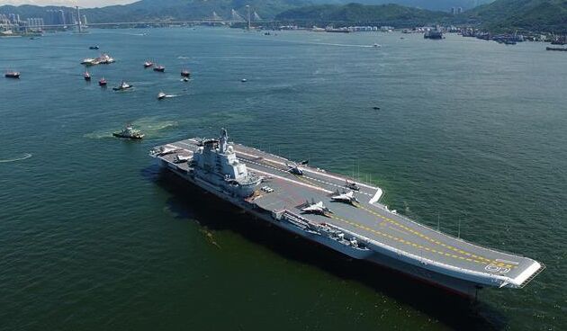 獨(dú)家航拍！遼寧艦駛離香港