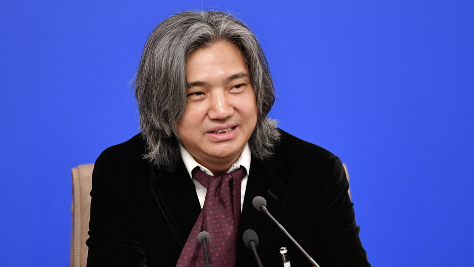 全國政協(xié)常委、文化文史和學習委員會委員，中國美術館館長，中國美術家協(xié)會副主席 吳為山