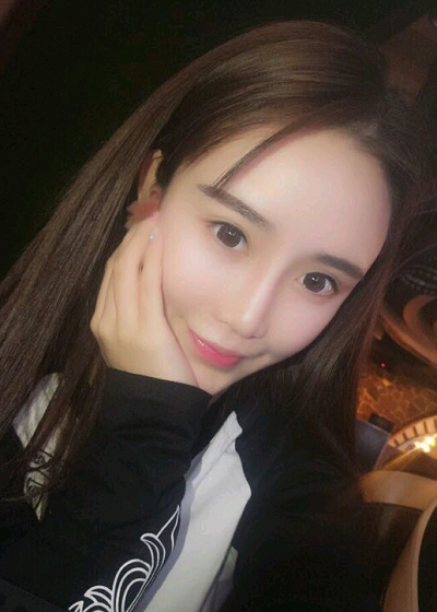 上海伊美爾港華醫(yī)療美容醫(yī)院做自體肋軟骨隆鼻手術(shù)后的日?；謴?fù)