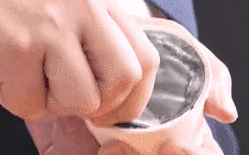 味同嚼鐵？ 日本&ldquo;鐵味&rdquo;冰淇淋面世