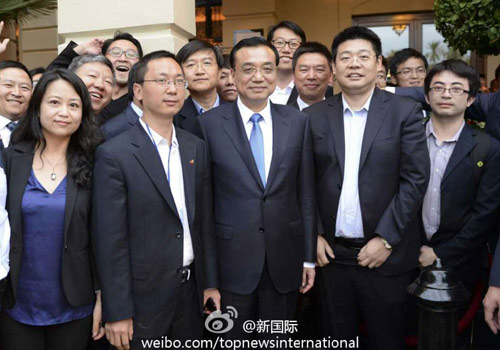 李克強：在非中企了解當(dāng)?shù)匚幕拍茉「?。圖片來源：&ldquo;新國際&rdquo;微博。