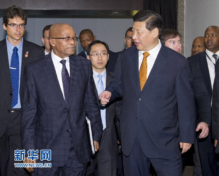 7月14日，國(guó)家主席習(xí)近平在巴西福塔萊薩會(huì)見南非總統(tǒng)祖馬。新華社記者 王曄 攝