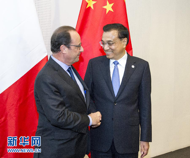 10月16日，中國國務(wù)院總理李克強(qiáng)在米蘭會見法國總統(tǒng)奧朗德。新華社記者 王曄 攝 