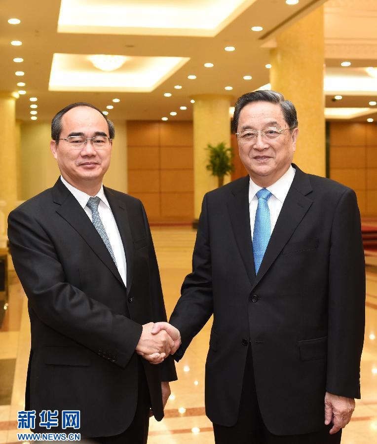 12月25日至27日，中共中央政治局常委、全國(guó)政協(xié)主席俞正聲對(duì)越南進(jìn)行正式訪問(wèn)。這是12月26日，俞正聲在河內(nèi)與越南祖國(guó)陣線主席阮善仁舉行會(huì)談。 新華社記者劉建生攝