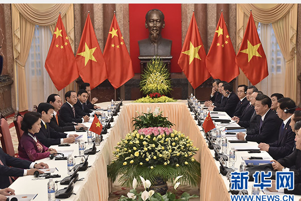 11月6日，中共中央總書記、國家主席習(xí)近平在河內(nèi)同越南國家主席張晉創(chuàng)舉行會談。 新華社記者李濤攝