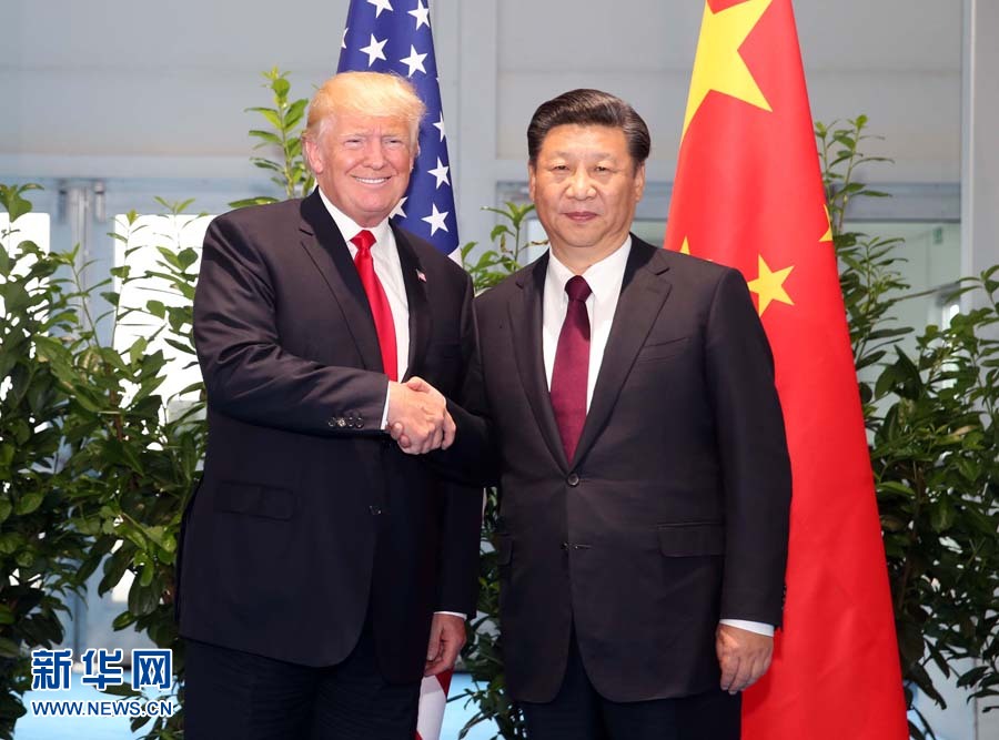7月8日，國家主席習(xí)近平在二十國集團(tuán)領(lǐng)導(dǎo)人漢堡峰會(huì)閉幕后會(huì)見美國總統(tǒng)特朗普，就中美關(guān)系及共同關(guān)心的重大國際和地區(qū)問題深入交換意見。新華社記者 姚大偉 攝
