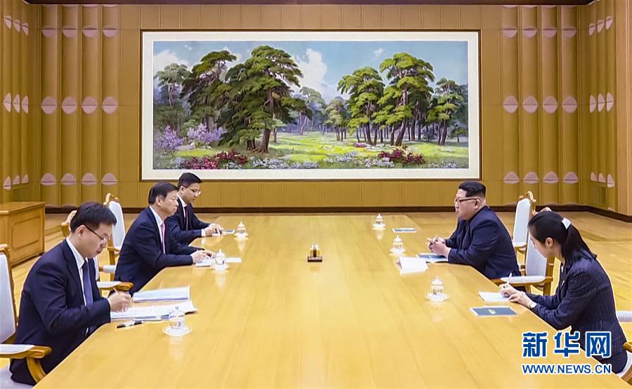 （新華網(wǎng)）金正恩會見中聯(lián)部部長、中國藝術(shù)團(tuán)團(tuán)長宋濤 