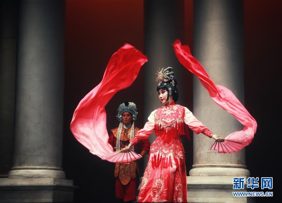 （習(xí)近平出訪配合稿&middot;圖文互動(dòng)）（3）通訊：當(dāng)中國(guó)京劇遇上意大利歌劇&mdash;&mdash;人文交流助力中意兩國(guó)民心相通
