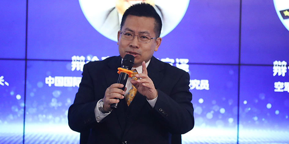 阮宗澤：憤怒的美國享受&ldquo;一個(gè)人的狂歡&rdquo;